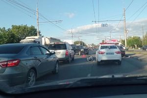На Сурском мосту в Пензе из-за аварии образовалась большая пробка