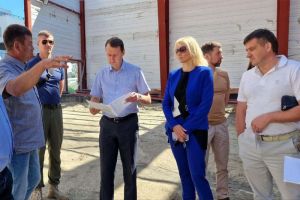 Олег Ягов заявил, что нужно ускорить строительство нового ледового катка в Пензе