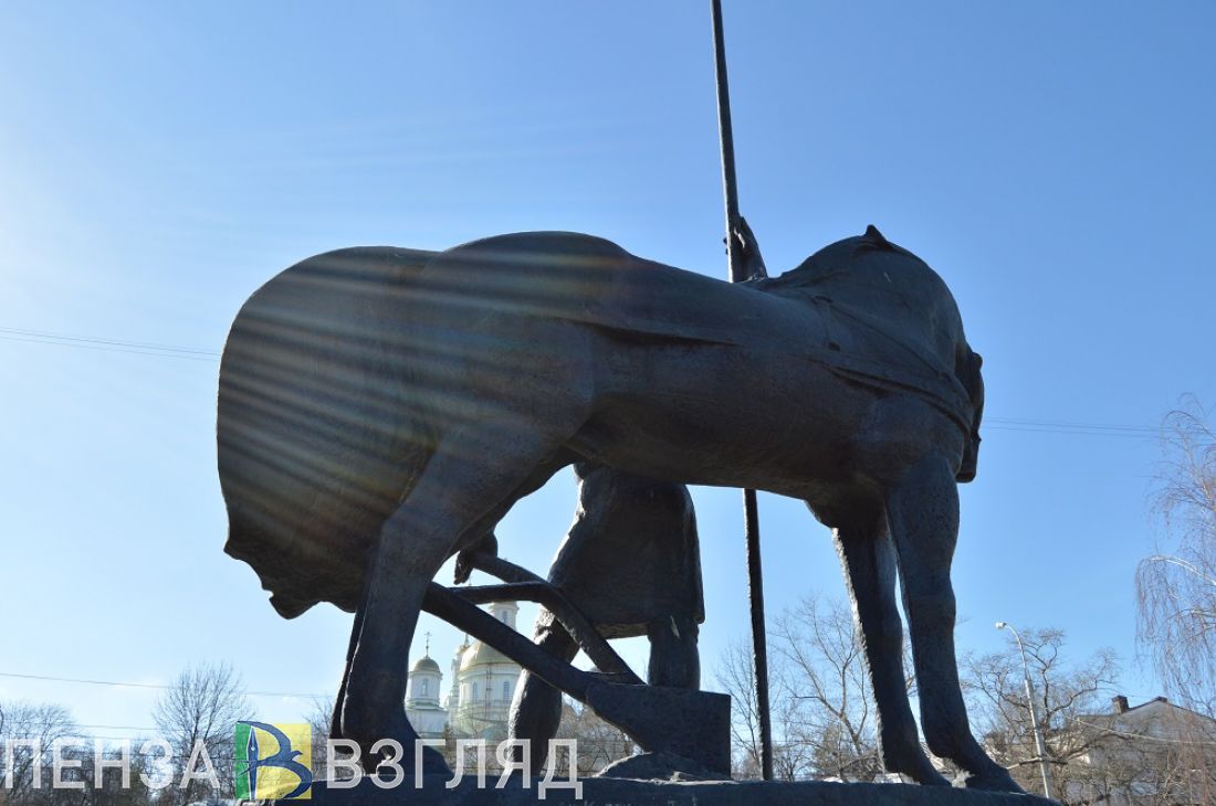 Солнечная погода, программа по переселению соотечественников и День ГИБДД - новости Пензы за 3 июля