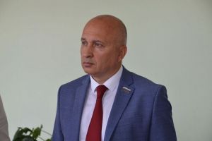 Юрий Зиновьев раскритиковал ход капитального ремонта в пензенской школе