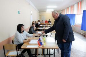 Пензенский губернатор принял участие в выборах депутатов регионального Заксобра