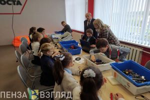 Замминистра образования региона осмотрела «Точку роста» в пензенской глубинке
