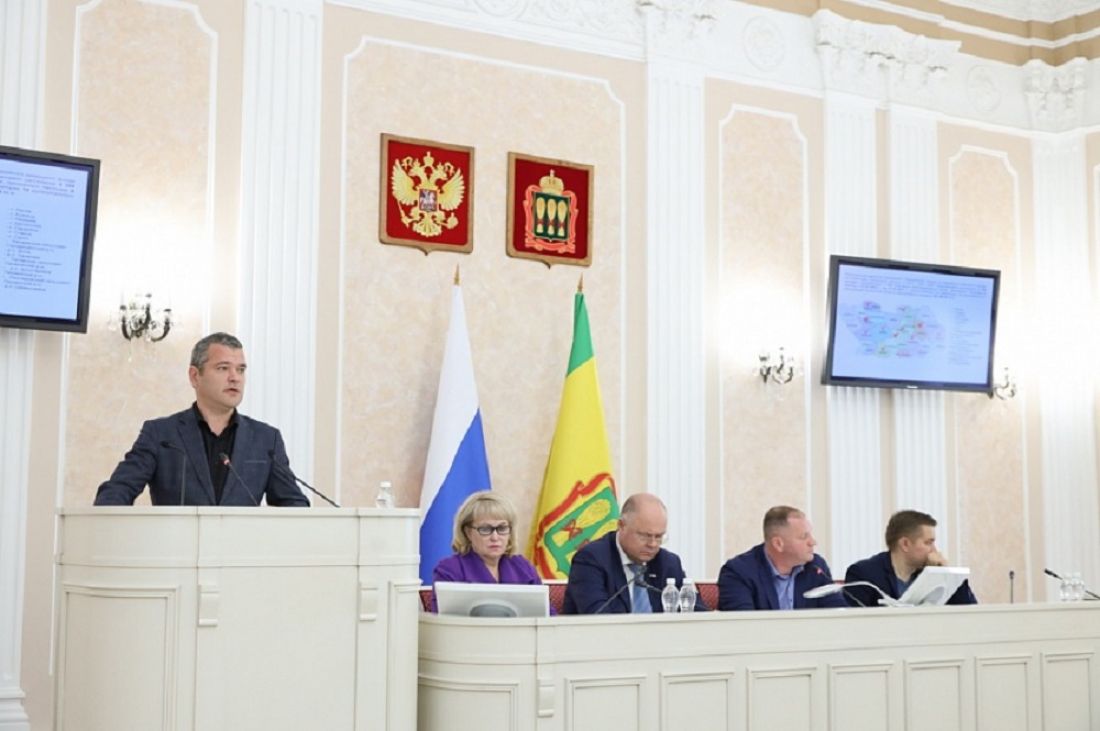В пензенском Заксобре обсудили сокращение непригодного для проживания жилья