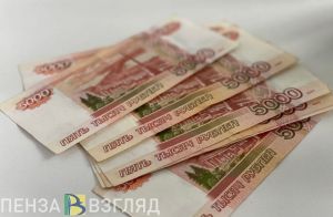 Путин поручил провести индексацию зарплат бюджетников в январе 2023 года