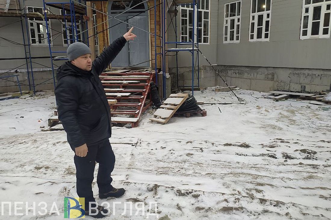 Пензенский министр культуры Сергей Бычков рассказал о ходе реконструкции планетария