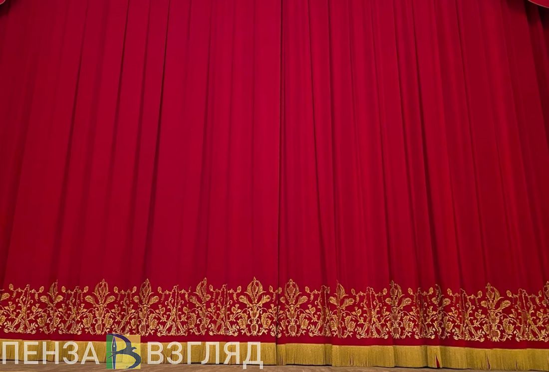 В пензенском ТЮЗе прошло первое после ремонта представление