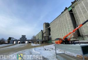 Мельниченко посетил башмаковский элеватор, который станет крупнейшим в ПФО