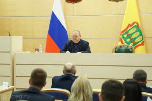 Мельниченко попросил Голикову перенести финансирование строительства школы в Спутнике