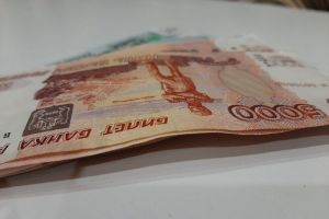В Госдуму внесен законопроект о повышении МРОТ