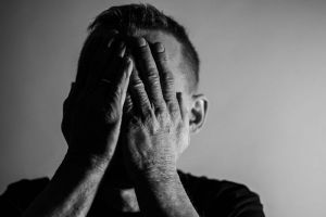 Стало известно, как общаться весной с психически больными людьми