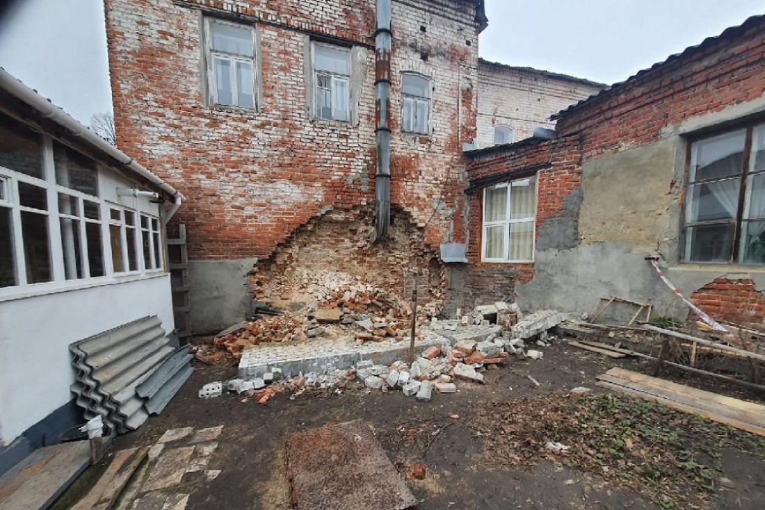 Обрушение стены в колледже, реконструкция парка и запись в первый класс: новости Пензенской области за 30 марта