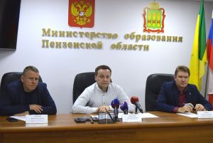 Пензенцам сообщили, детей какого возраста примут в первый класс
