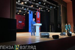 Мельниченко поздравил в Пензе победителей олимпиады по военной истории
