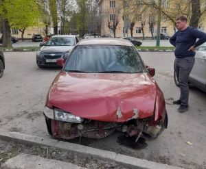 В Пензе нашли машину водителя, который протаранил оборудование платной парковки