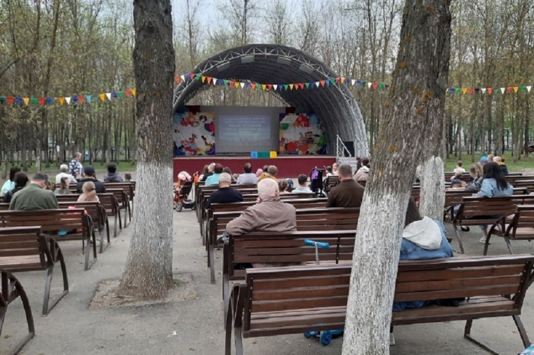 В Пензе прошли первые кинопоказы под открытым небом (0+)