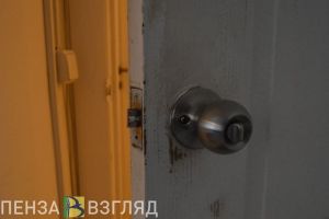 Травмированная пензячка оказалась запертой в собственной квартире
