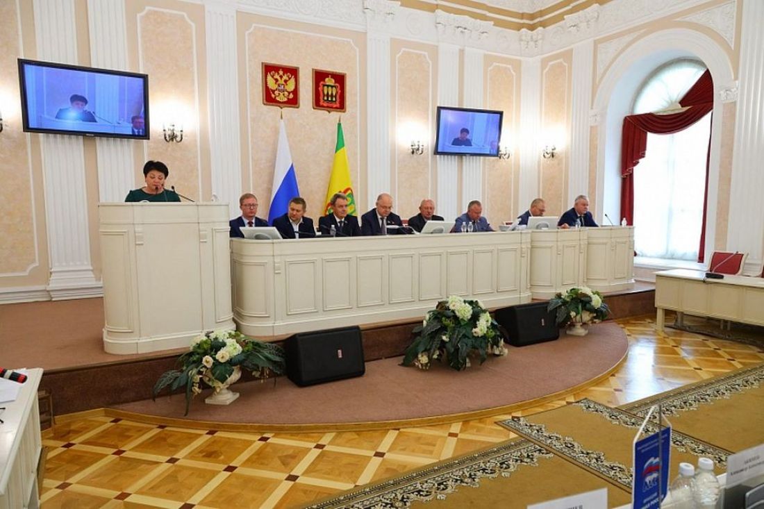Бюджет Пензенской области на ближайшие два года спланирован с профицитом
