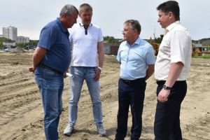 Глава Пензы проверил, как идет строительство развязки на 624-м километре