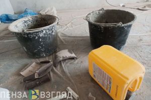 Мельниченко потребовал завершить в октябре капремонт в проблемной зареченской школе
