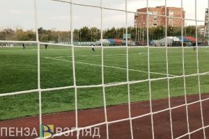 Участники юнармейских сборов «Гвардеец» соревнуются в баскетболе, футболе и волейболе
