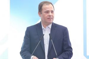 С 1 сентября жителей ПФО поздравил полпред президента Игорь Комаров