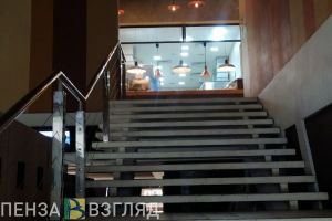 В торговом центре в Кузнецке отвергнутый любовник угрожал продавщице убийством