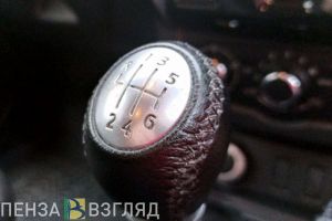 В Кузнецке сотрудник автомойки покатался на машине клиента