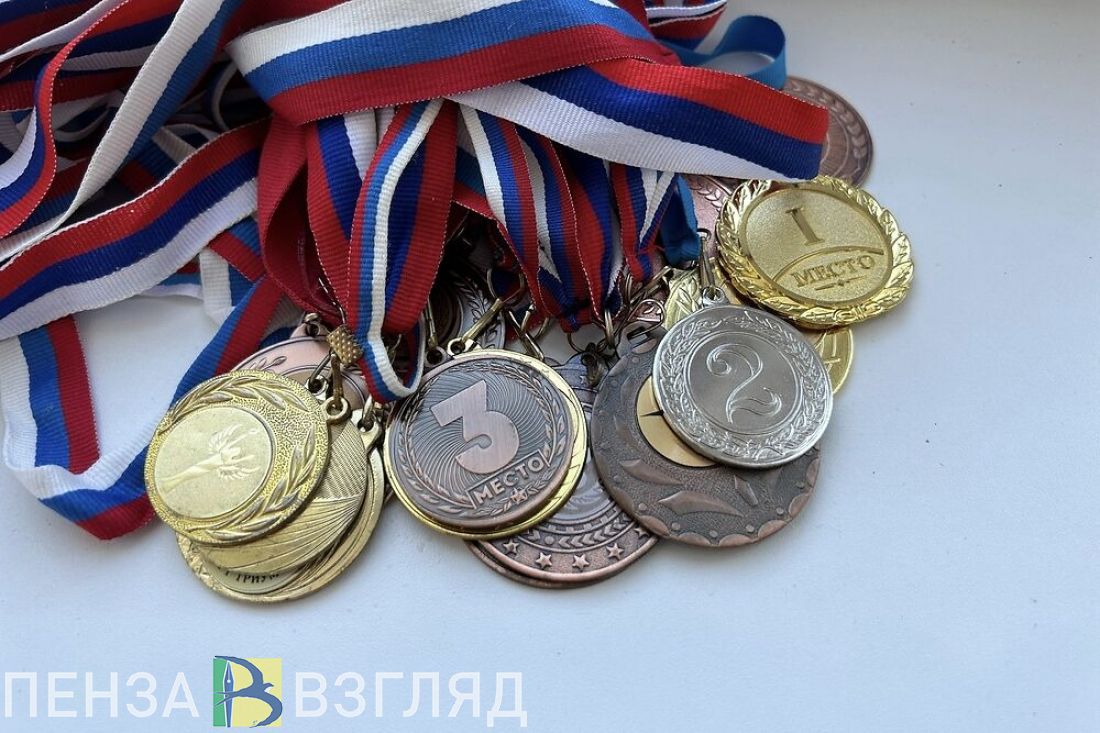 Гимнастки из Пензы завоевали медали на соревнованиях в Москве