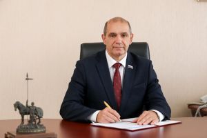 Владимир Мутовкин поздравил работников образования Пензы с профессиональным праздником
