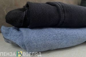 «Идеально чистые»: назван 1 неочевидный помощник в стирке джинсов