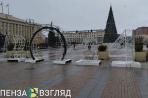 Разбившийся насмерть водитель иномарки, украшение площади Ленина, перекрытие улиц – новости Пензы и области за 27 ноября