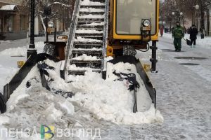 В Пензе усилят контроль за очисткой и обработкой дворов от снега и льда