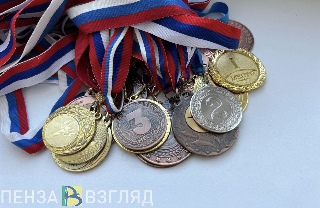 Пензенские атлеты завоевали медали на чемпионате и первенстве ПФО по пауэрлифтингу