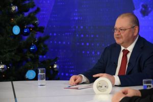 Мельниченко поручил организовать поездку в планетарий для воспитанников детдома