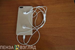 На уроках в школах Пензенской области запретили использовать мобильные телефоны