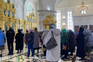 Пензенцев приглашают на праздничные богослужения в честь Рождества