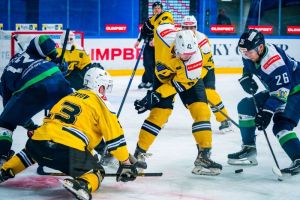 Пензенский «Дизель» одержал волевую победу над лидером ВХЛ