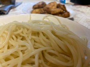 Невкусно, но очень полезно: всего 1 чайная ложка, и прощай давление и холестерин