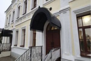 Мельниченко показал, как выглядит бывший Дом купца Антюшина после капремонта