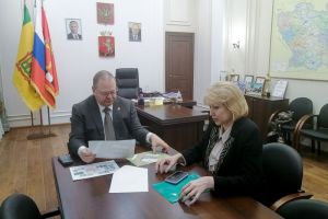 Олег Мельниченко совершил рабочую поездку в Башмаковский район