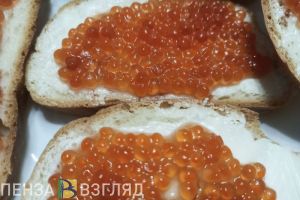 Пензенцы узнали о ситуации с ценами на икру в преддверии Масленицы