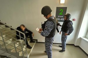 Росгвардейцы задержали пензенца, избившего свою мать