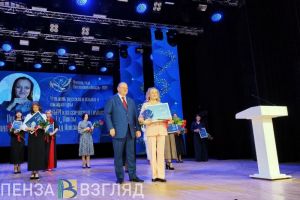 Олег Мельниченко поздравил финалистов регионального этапа конкурса «Учитель года»