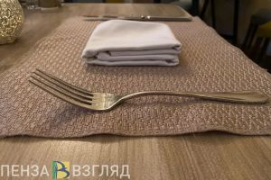 Нетрезвый кузнечанин вонзил вилку в бедро бывшей жены