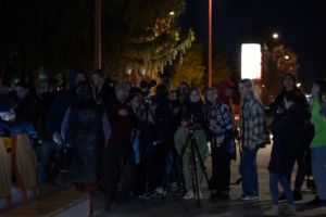 Пензенцы рассмотрели звезды с помощью нового телескопа планетария