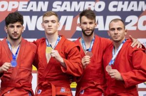 Мельниченко поздравил самбиста Илью Затылкина с золотой медалью чемпионата Европы