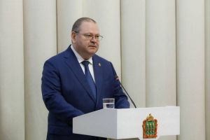 Мельниченко пожелал удачи пензенским выпускникам, сдающим ЕГЭ