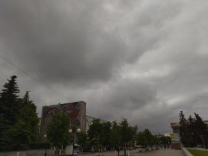 Неустойчивая погода, заморозки и +30: прогноз от Романа Вильфанда по регионам