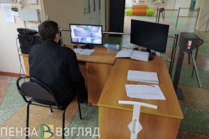 Пензенским родителям планируют разрешить контролировать досмотр детей перед ЕГЭ