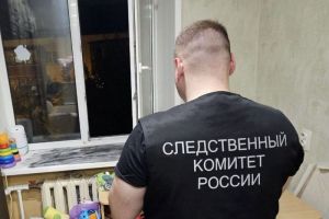 В Пензе полуторагодовалый мальчик выпал из окна третьего этажа